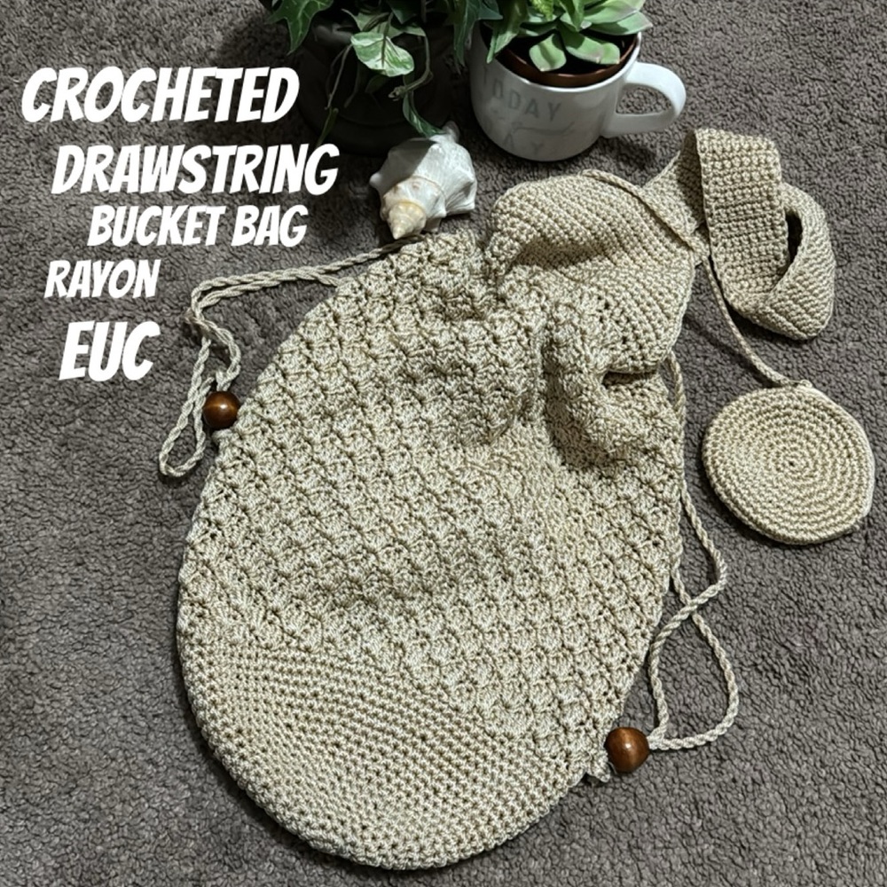 Drawstring Top Crocheted Bucket Bag-Small Matching Round Mini Coin Bag-Tan-EUC